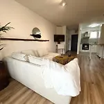 Cozy Palace View